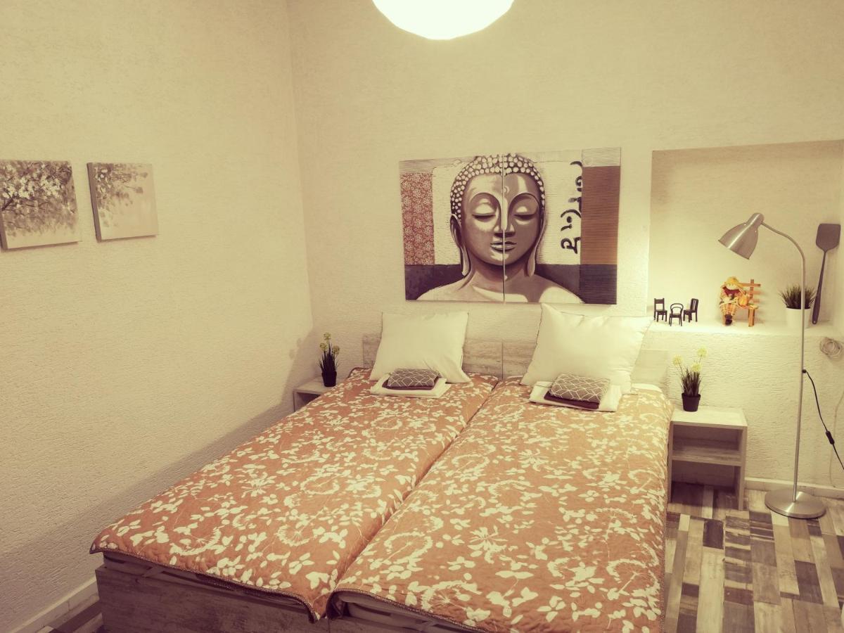 Pijama House *